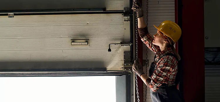 Addressing Common Garage Door Stoppage Issues in Euclid, OH