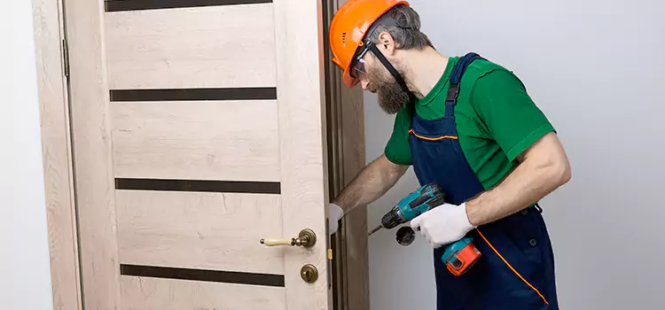 Replace Internal Door Handle with Lock Euclid